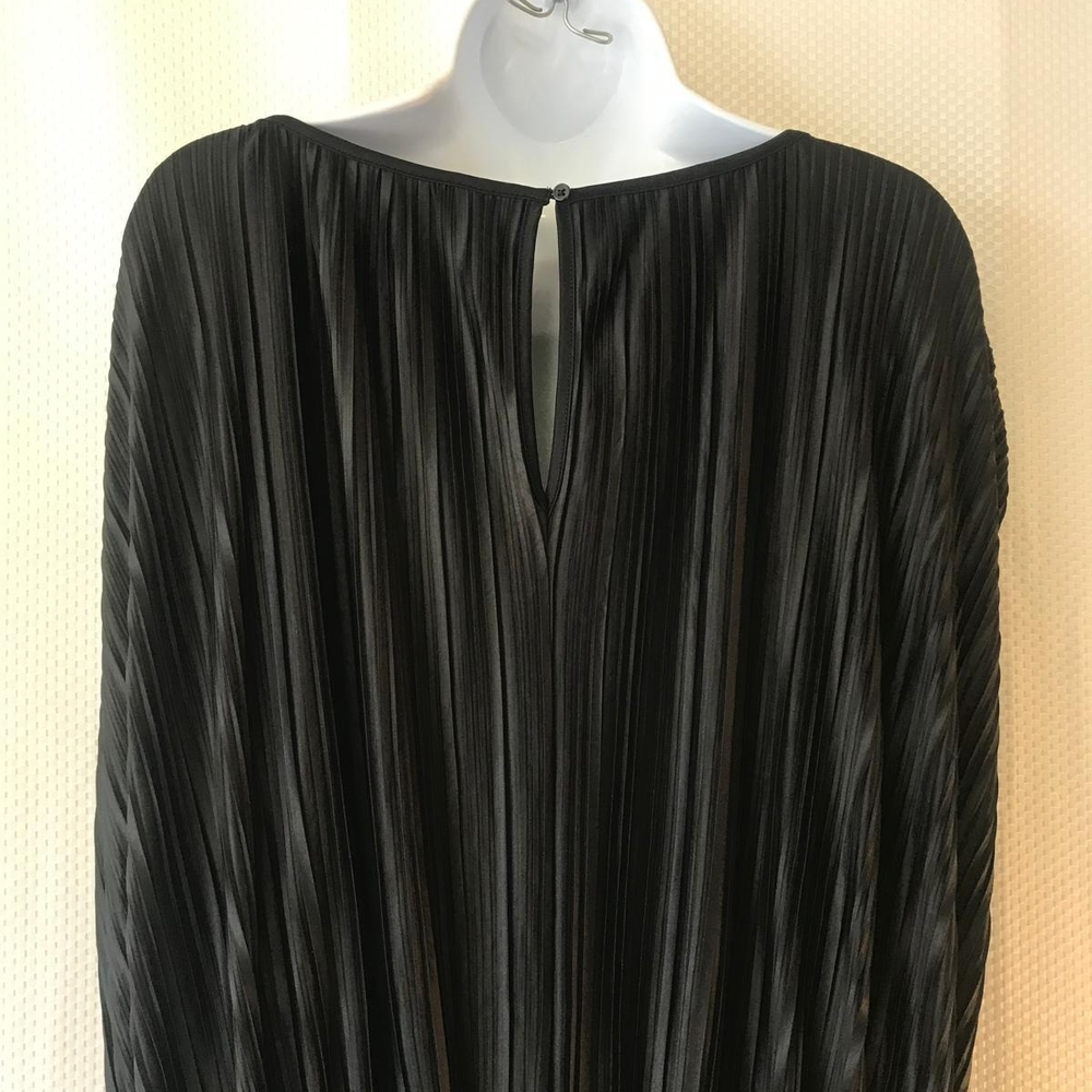 Banana Republic Black Pleated Maxi Dress - Picture 4 of 8